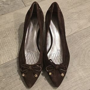 Elie Tahari Brown Heels